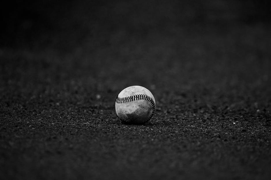 Are You A Baseball Novice? Give This A Study!